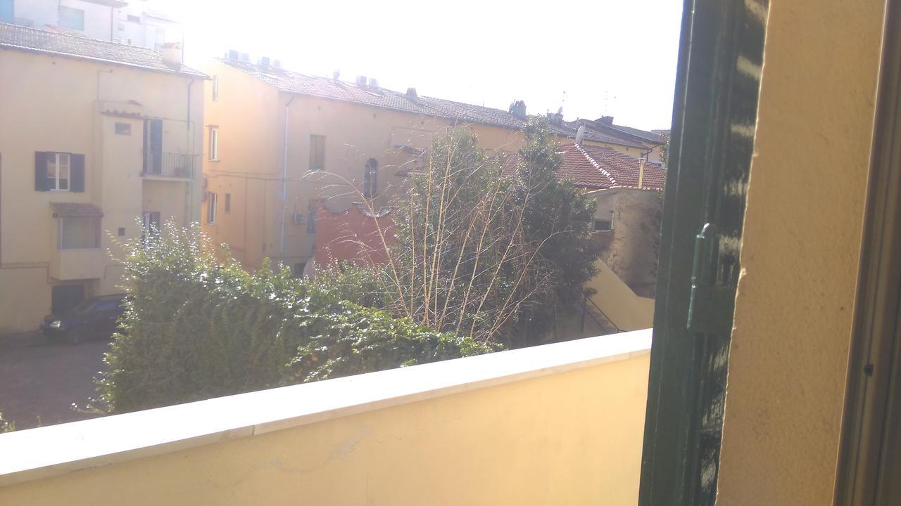 A Due Passi Dal Treno Appartement *